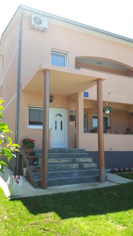 Apartment Ivan Porec Exterior photo